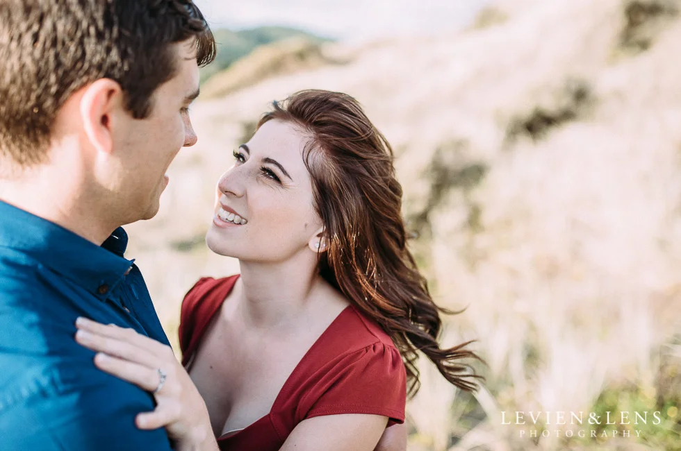 Bethells Beach engagement-couples photo shoot {Auckland wedding photographer}