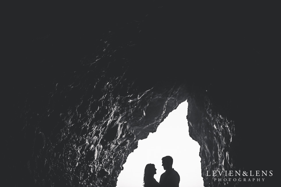 Bethells Beach engagement-couples photo shoot {Auckland wedding photographer}