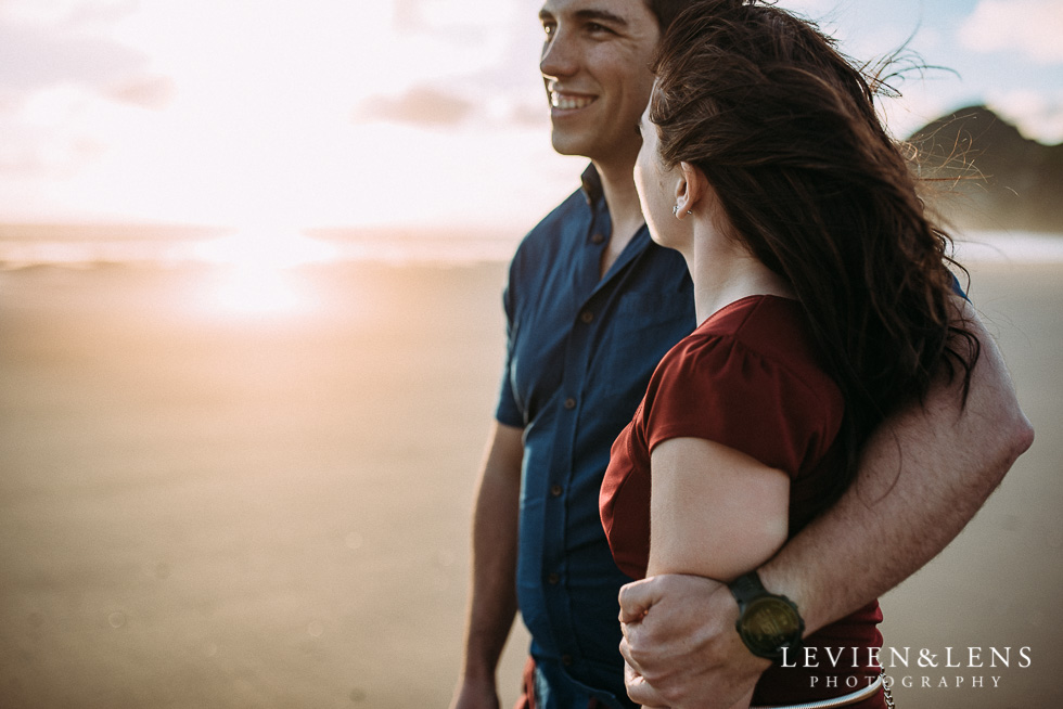 Bethells Beach engagement-couples photo shoot {Auckland wedding photographer}