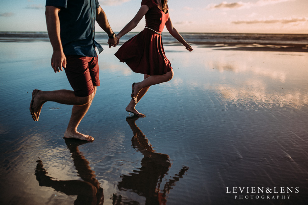 Bethells Beach engagement-couples photo shoot {Auckland wedding photographer}