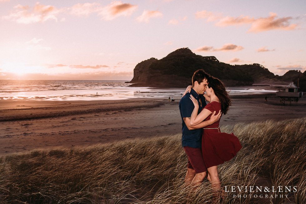 Bethells Beach engagement-couples photo shoot {Auckland wedding photographer}