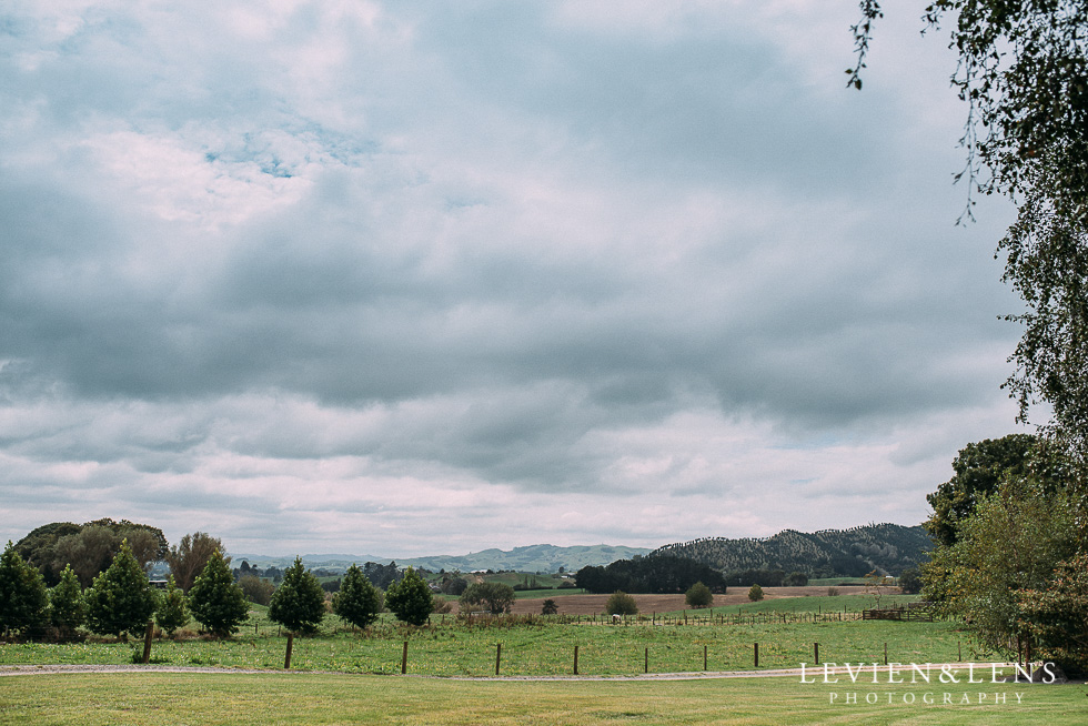 Roselvale - Hamilton Gardens wedding {Waikato weddings photographers}