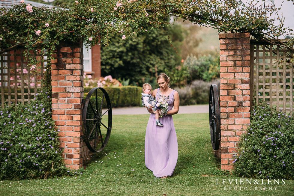 Roselvale - Hamilton Gardens wedding {Waikato weddings photographers}