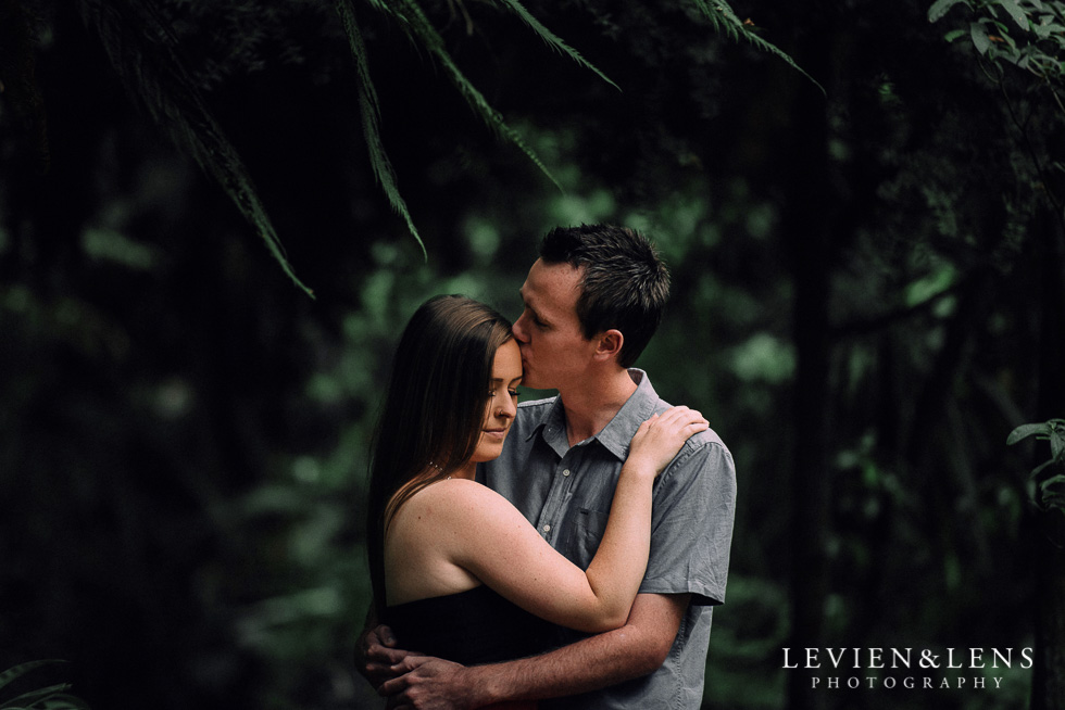 Hamilton pre-wedding engagement session - Parana Park {Waikato wedding photographer}