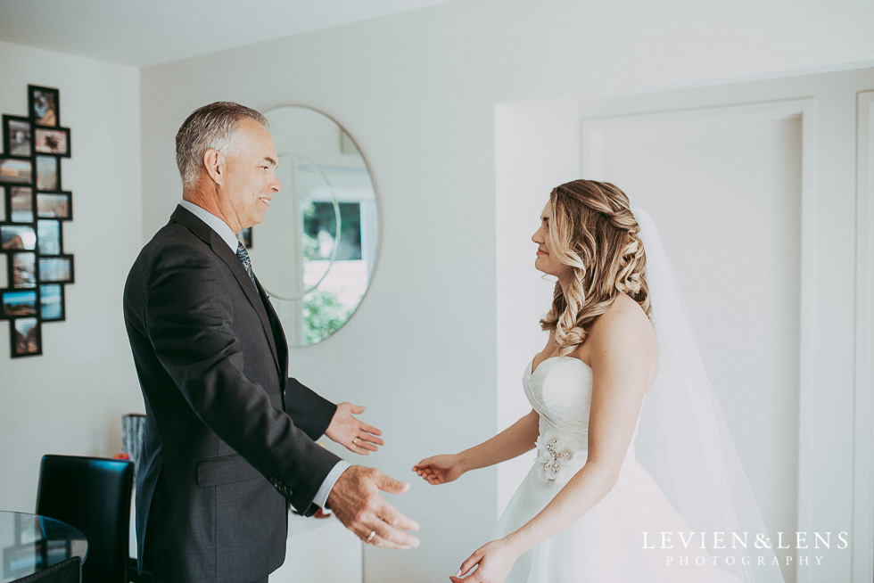 First look with dad {Auckland-Waikato-Bay of Plenty wedding photographer}