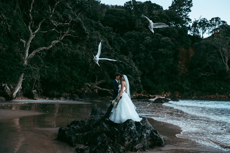 Auckland-Hamilton-Tauranga NZ wedding photographers | natural real weddings photography