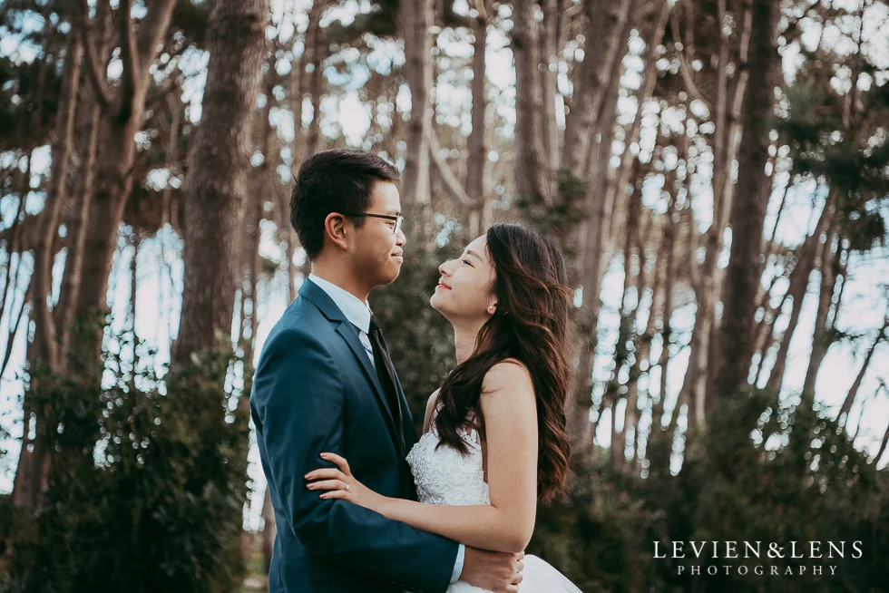 Pre-wedding engagement photo shoot - Muriwai Beach {Auckland wedding photographer}