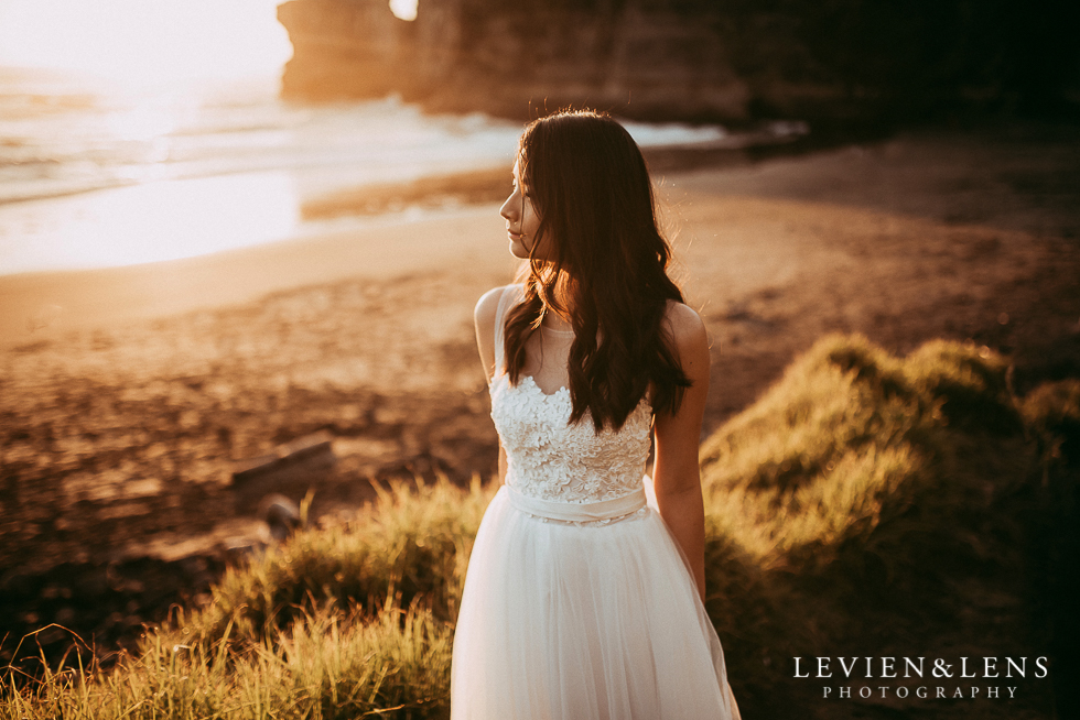 Pre-wedding engagement photo shoot - Muriwai Beach {Auckland wedding photographer}