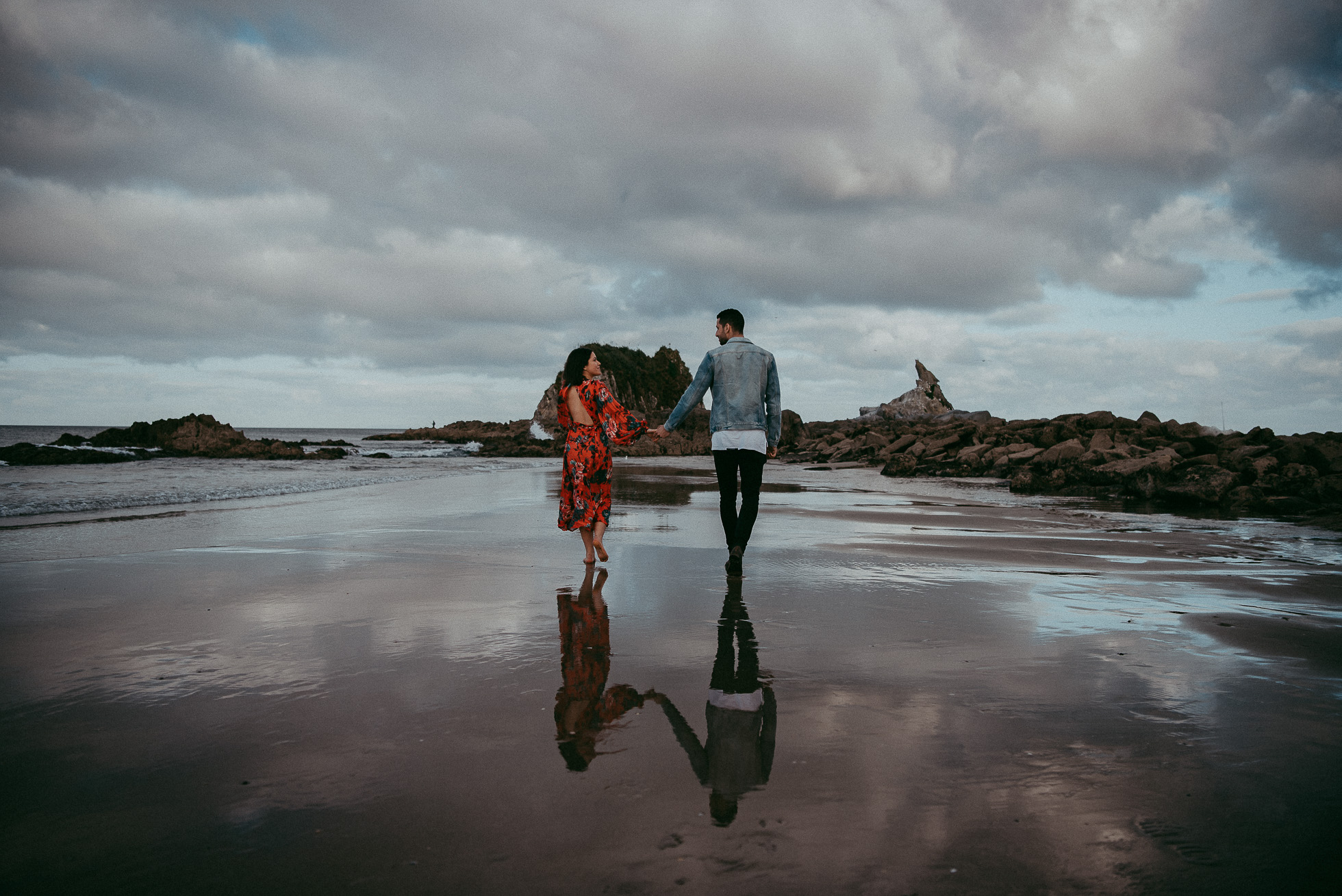 Mangawhai Heads Beach Engagement Session {Auckland NZ wedding photographers}