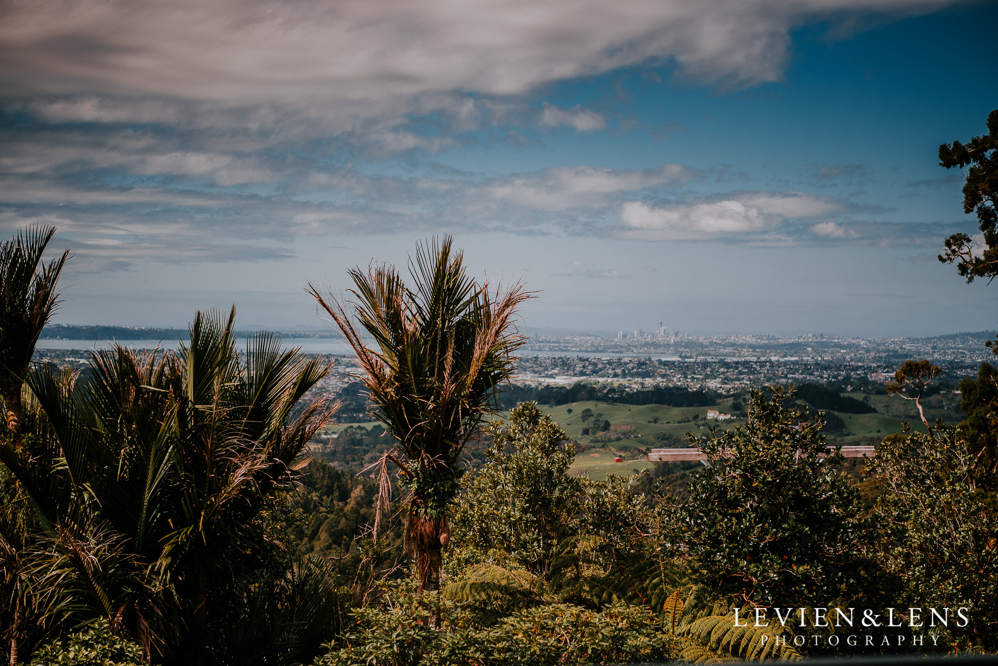 Waitakere Estate - West Auckland wedding {New Zealand weddings photographers}