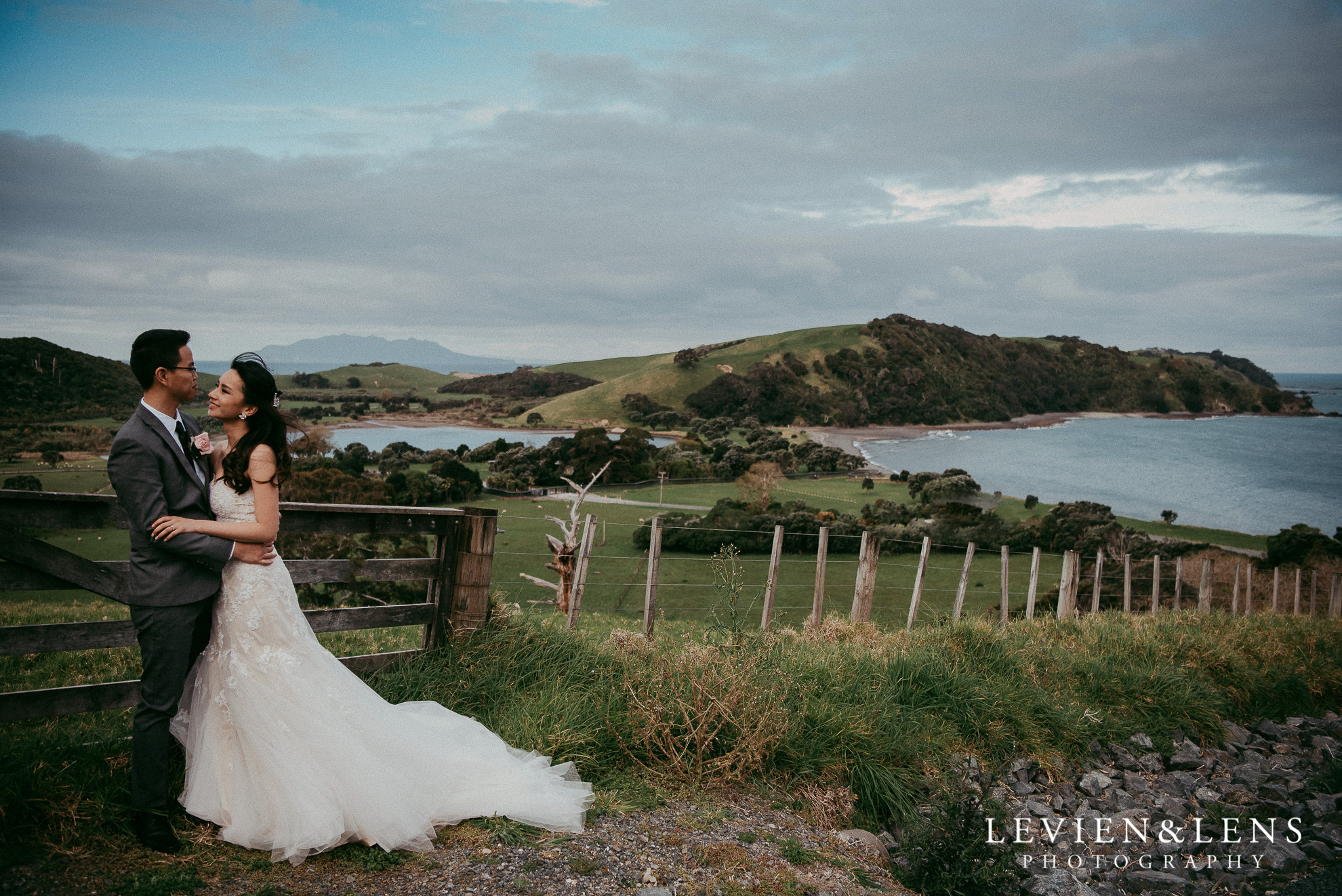 {Auckland wedding photographer} Tawharanui Lodge