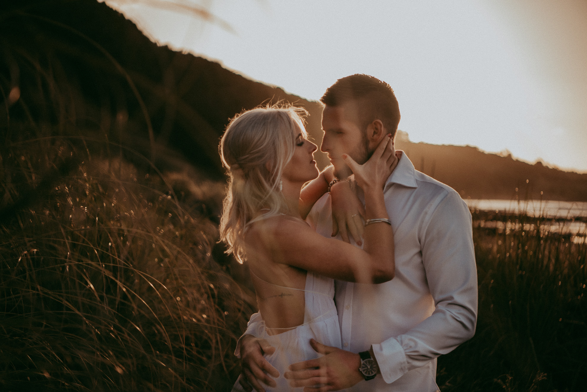 West Coast Beach pre-wedding engagement photo shoot {Auckland wedding photographer}