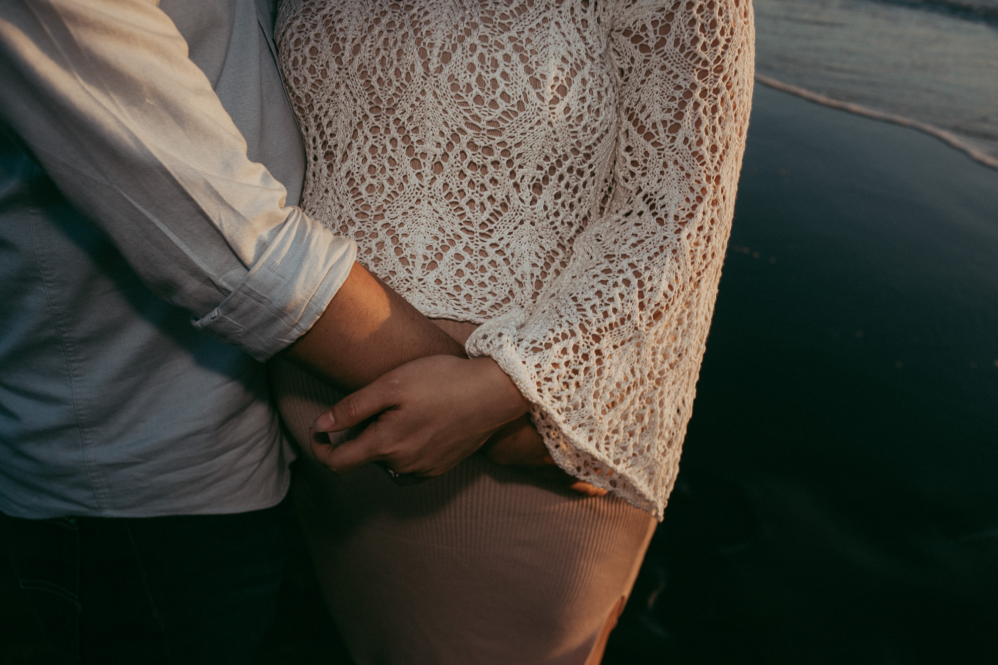 Beach Maternity Sunset Session {Auckland lifestyle photographer}