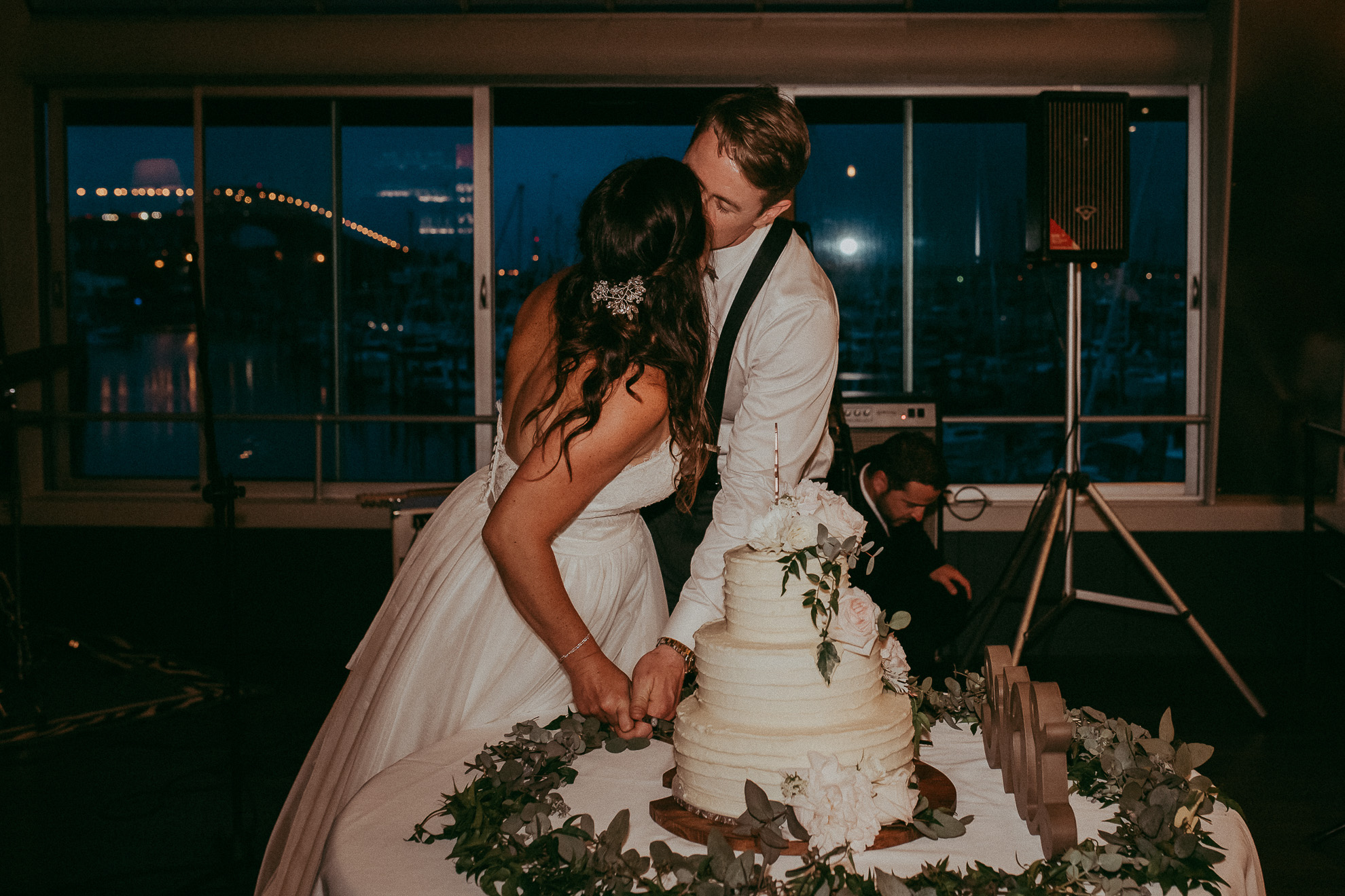 Sails - Auckland City wedding - natural documentary top weddings photographers