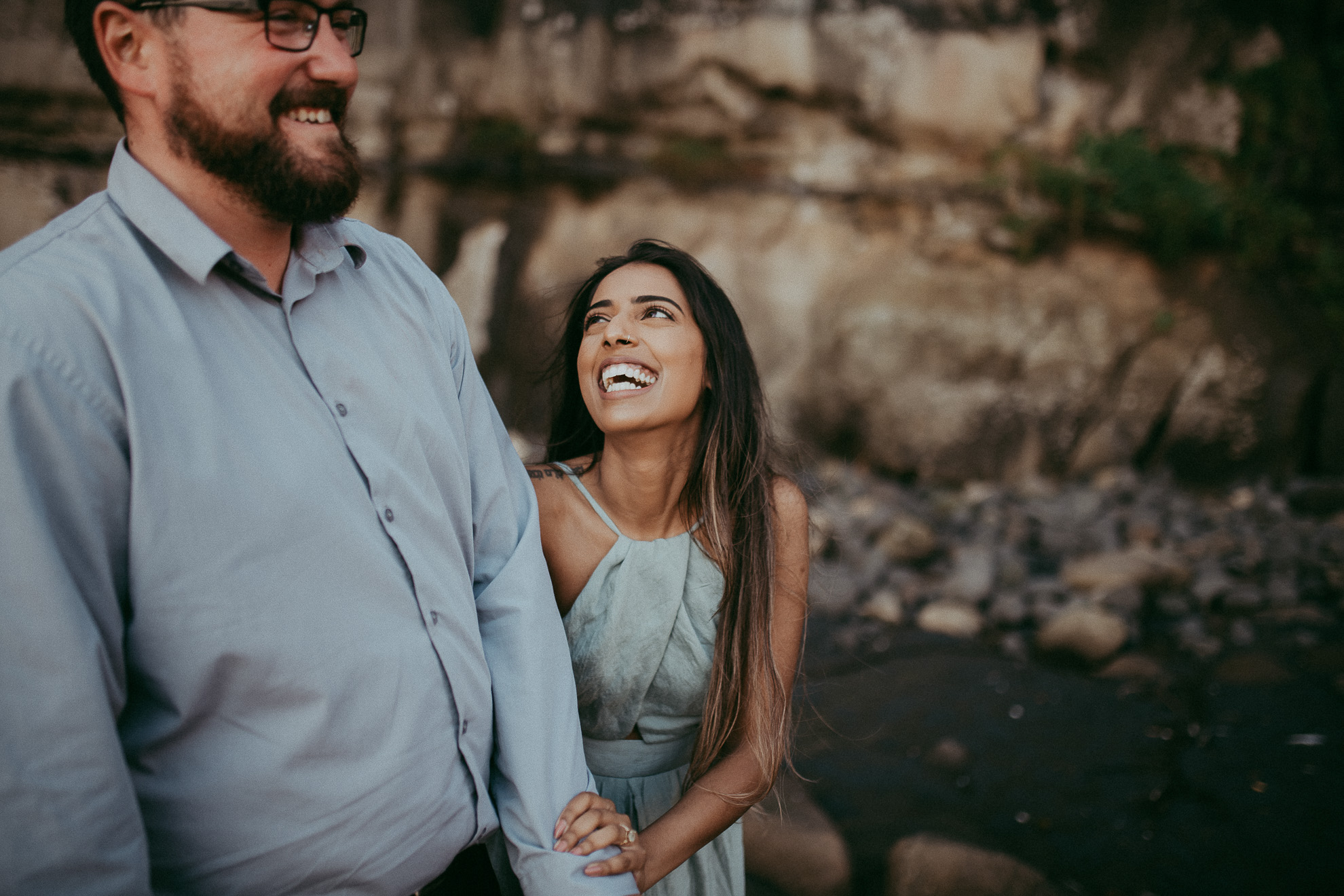 Engagement photo shoot on Muriwai Beach {Auckland pre-wedding-elopement photographer}