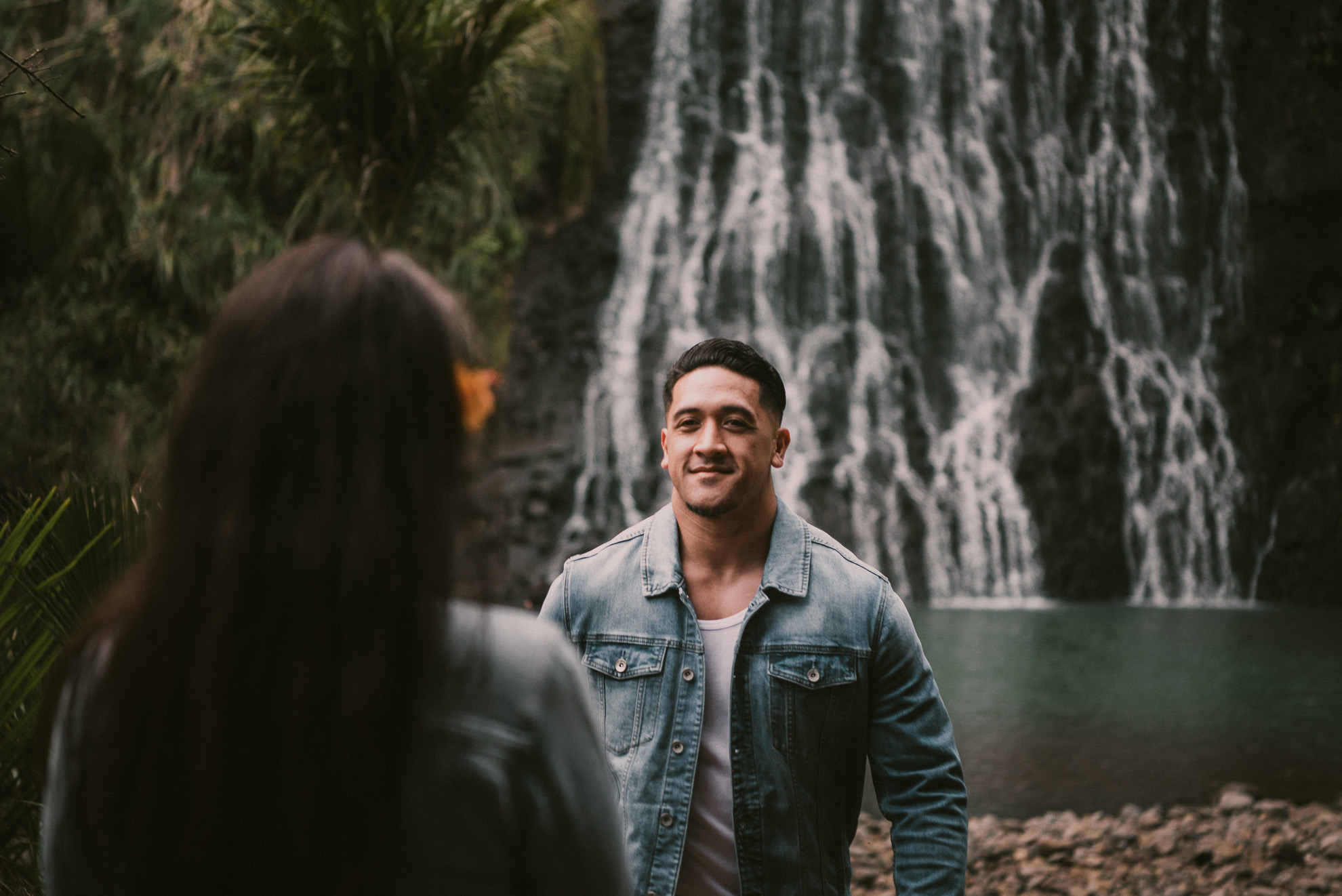 New Zealand pre-wedding photo shoot {Auckland engagement-wedding photographers}