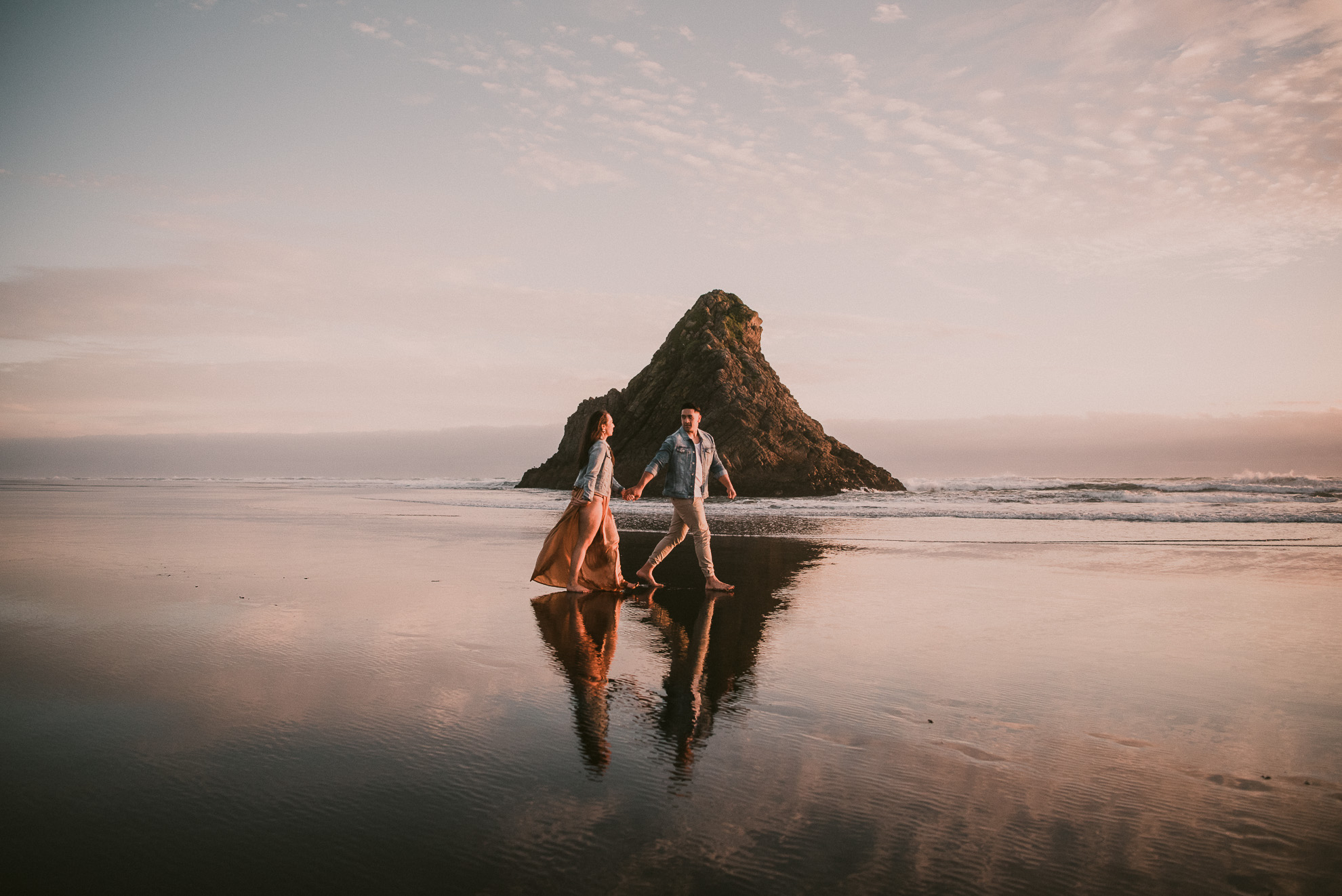 New Zealand pre-wedding photo shoot {Auckland engagement-wedding photographers}