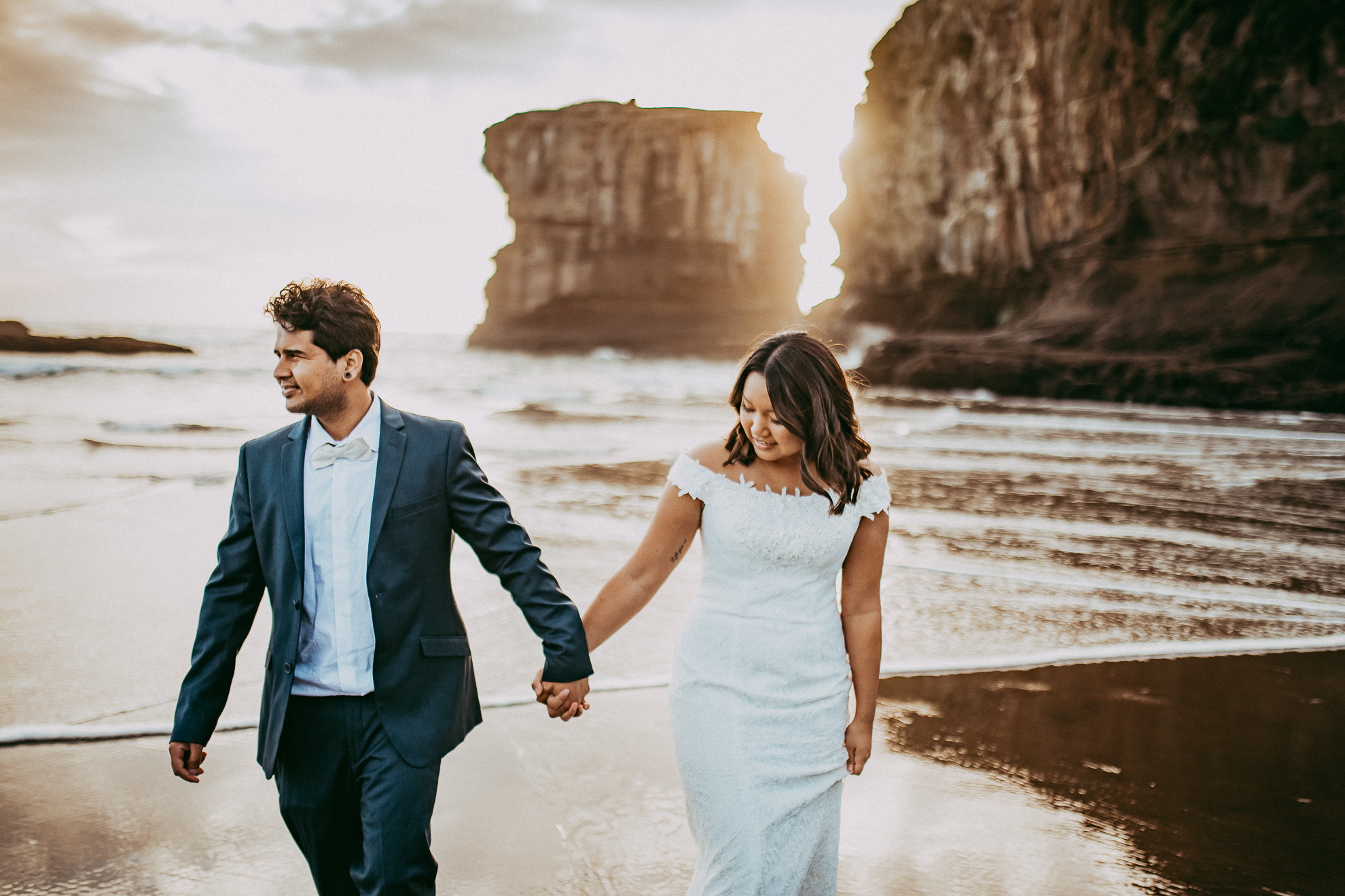Muriwai Beach {Auckland} post-wedding photo shoot {New Zealand wedding photographer}