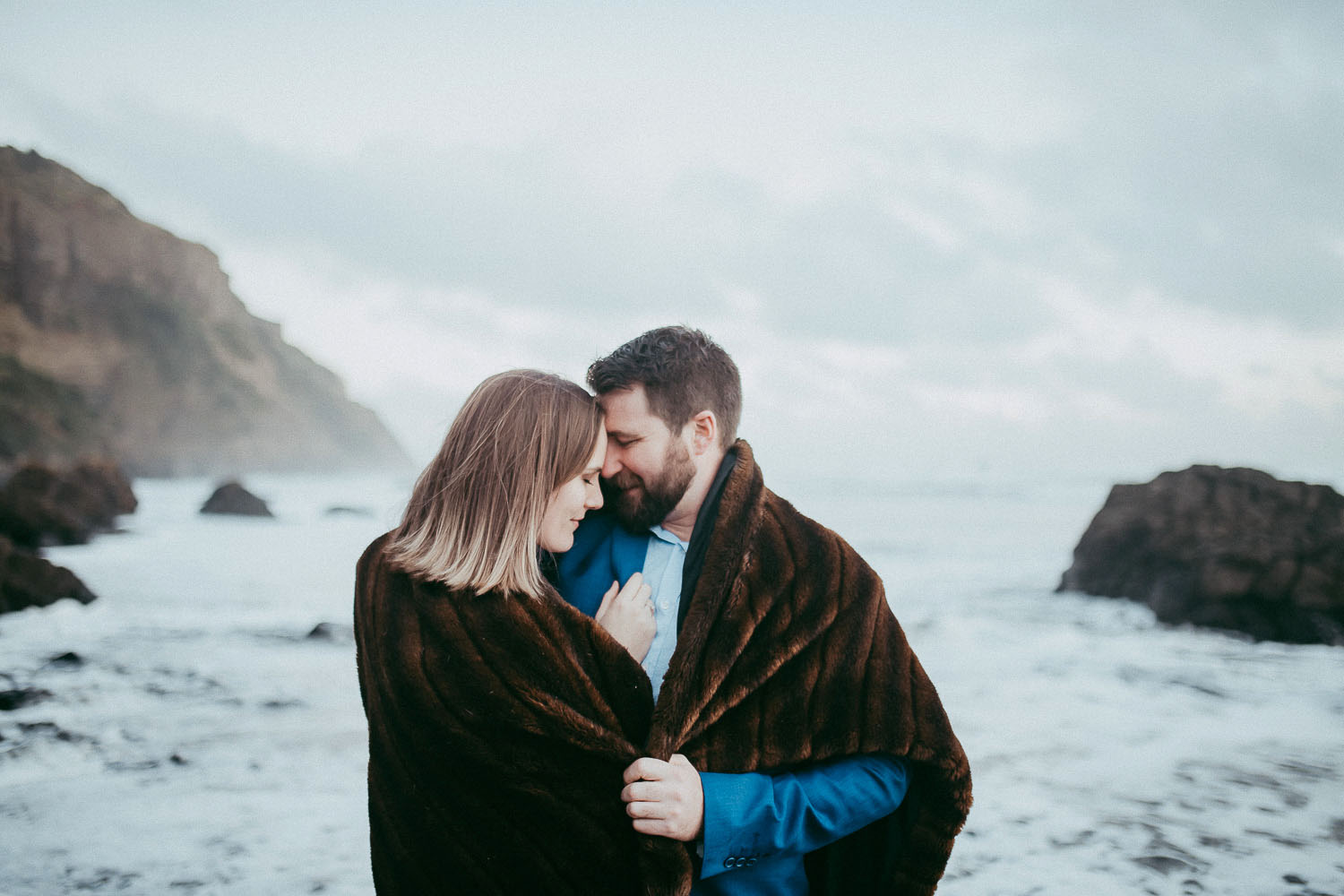 Winter engagement session Sneak Peek: Courtney and Jason {wedding photographers in Auckland}