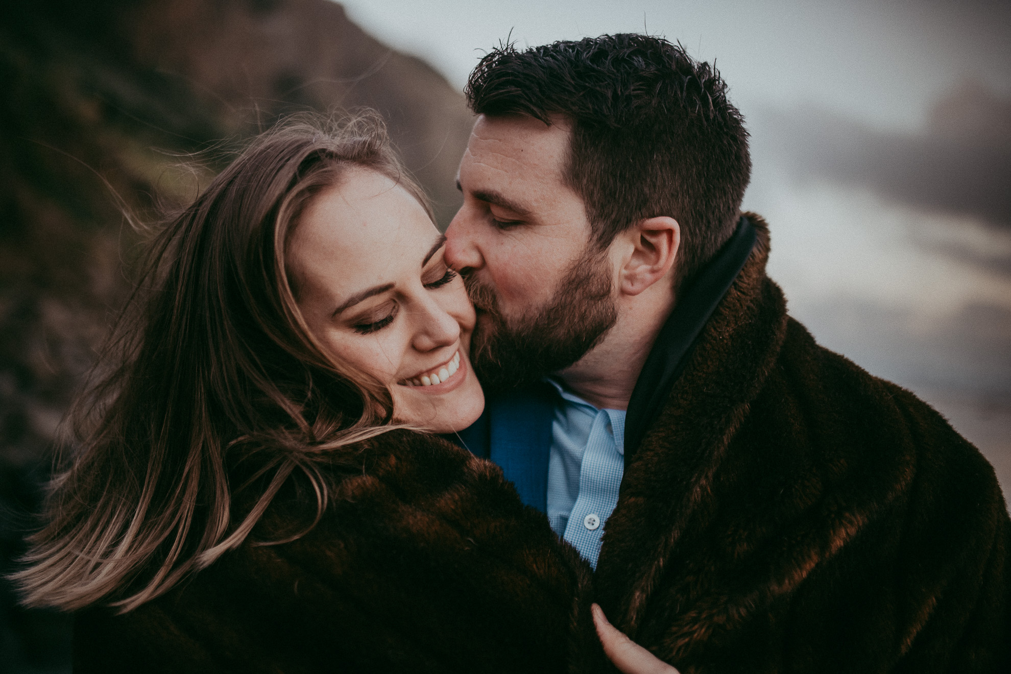 Beach pre-wedding - engagement session in New Zealand {Auckland wedding photographer}