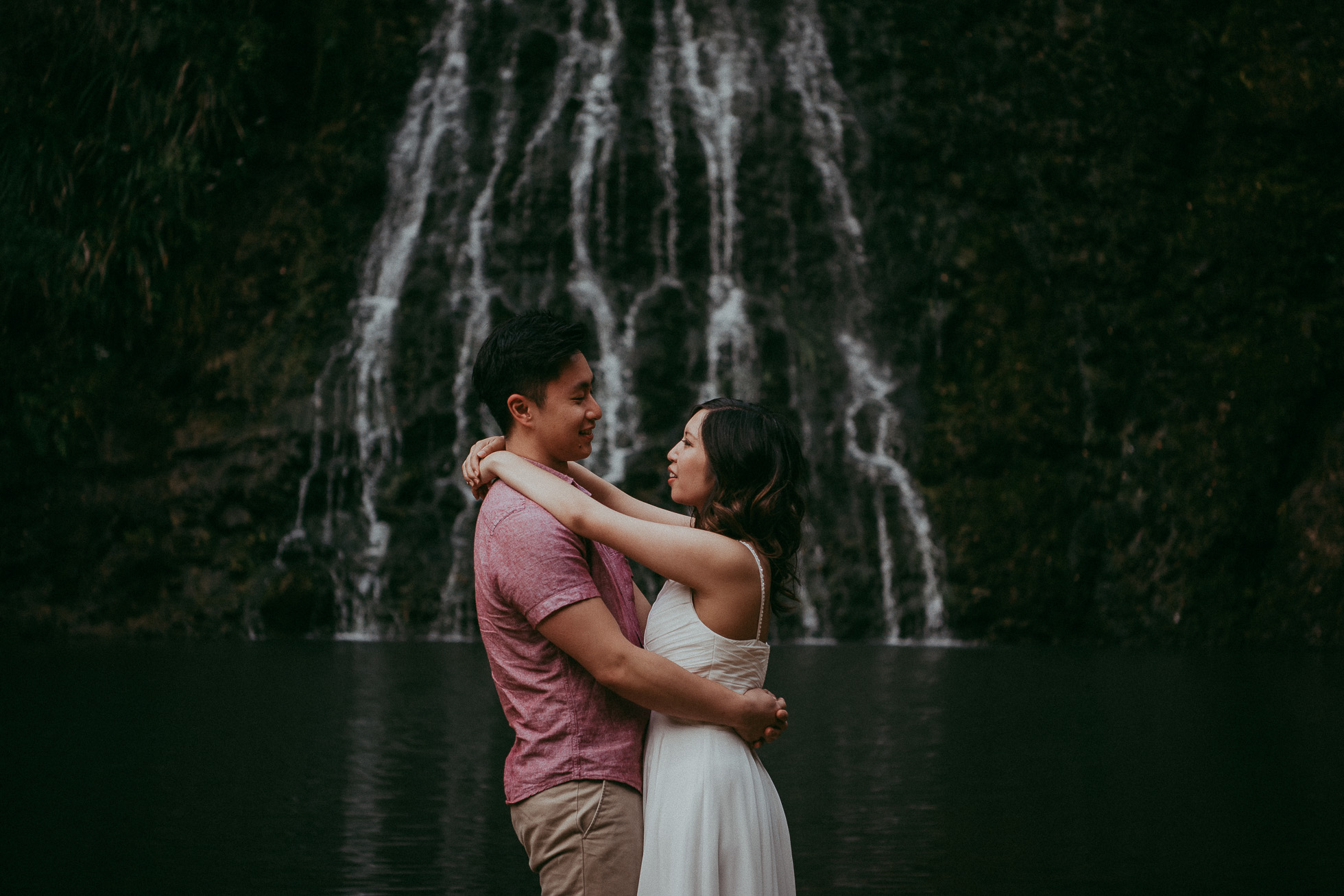 Karekare Falls engagement | pre-wedding session - NZ West Auckland photographers