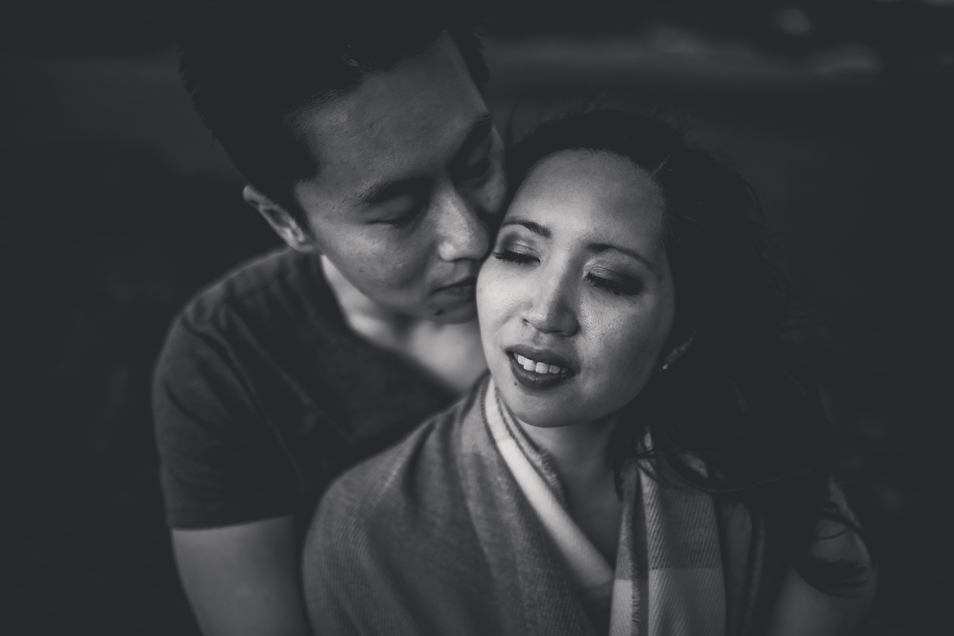 West Auckland beach engagement | pre-wedding session - NZ photographers