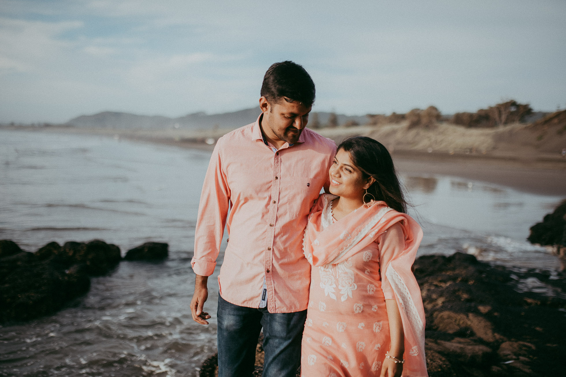 Muriwai Beach engagement session {Auckland wedding photographer}