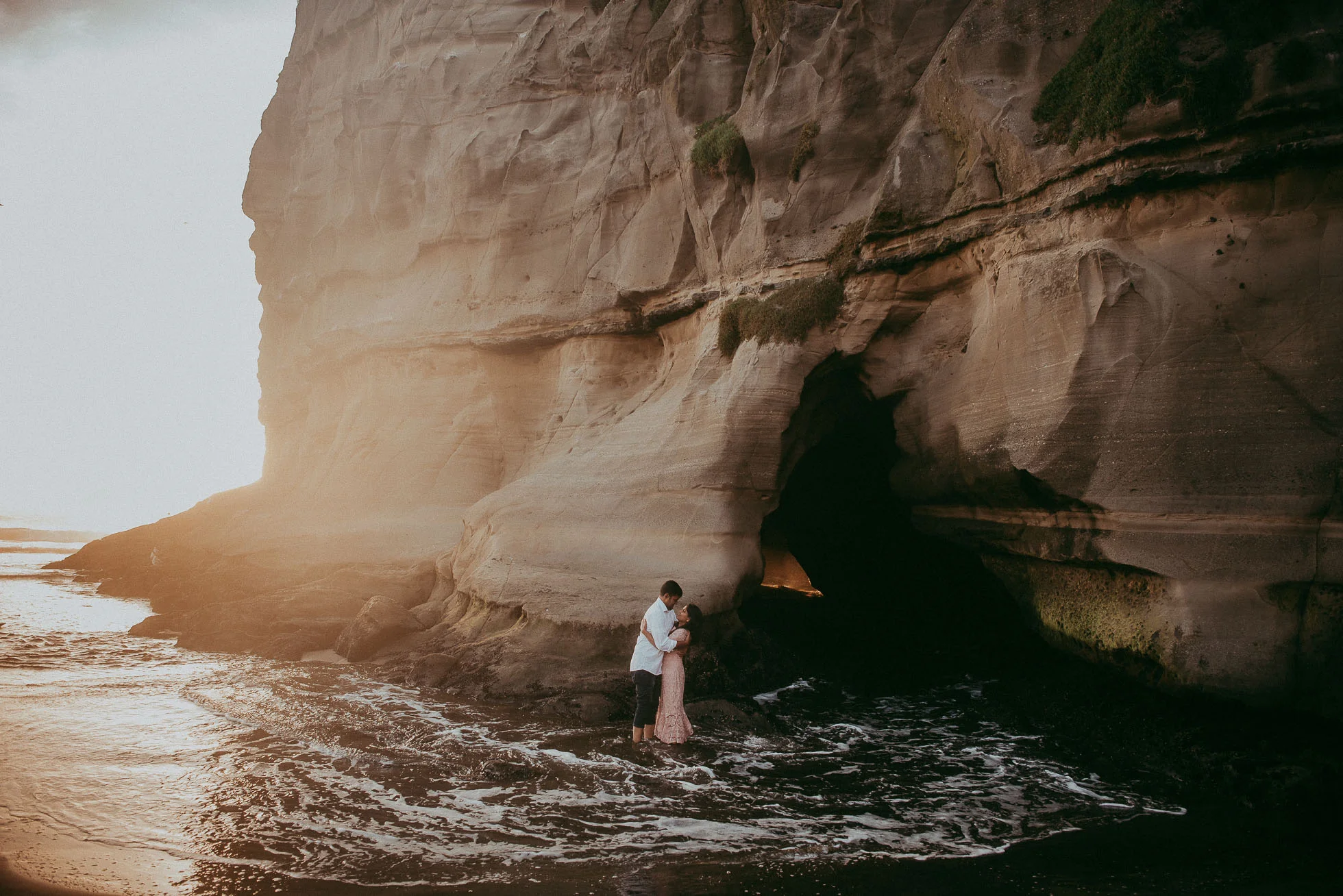 Muriwai Beach engagement session {Auckland wedding photographer}