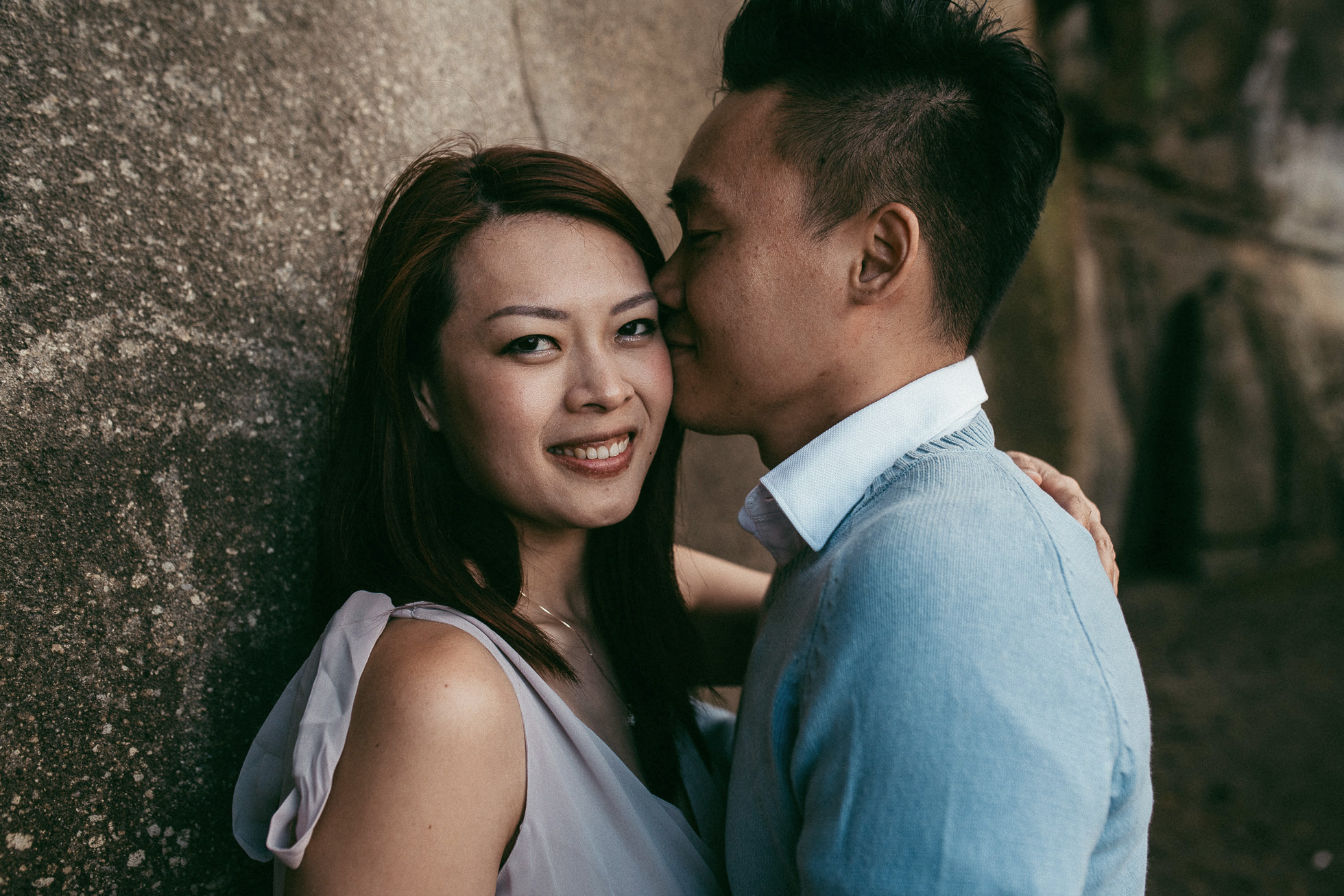 Morning pre-wedding session in forest+beach {wedding-engagement photographer in Auckland}