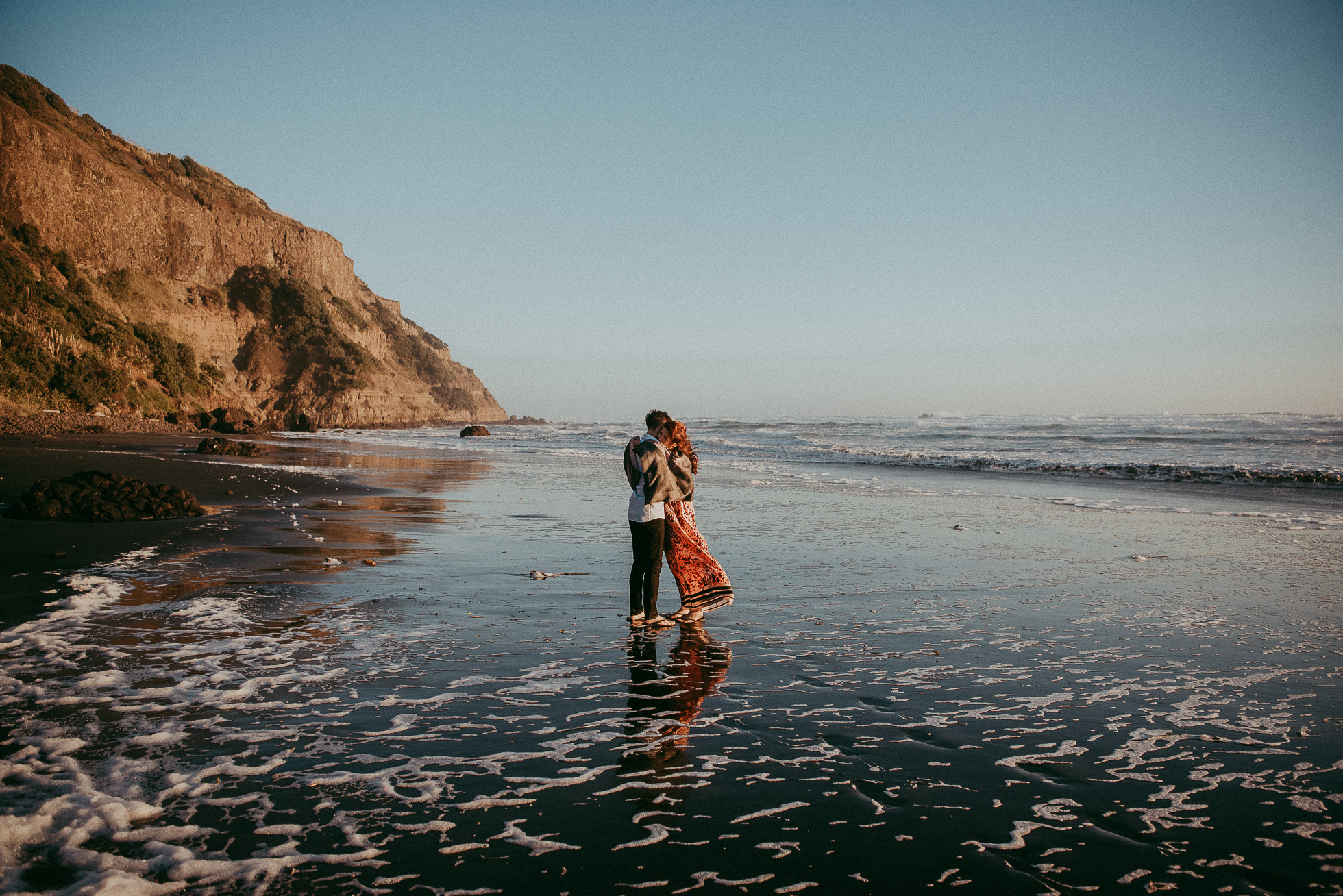 Muriwai Beach - Pre-wedding photo shoot in New Zealand {Auckland wedding photographers}