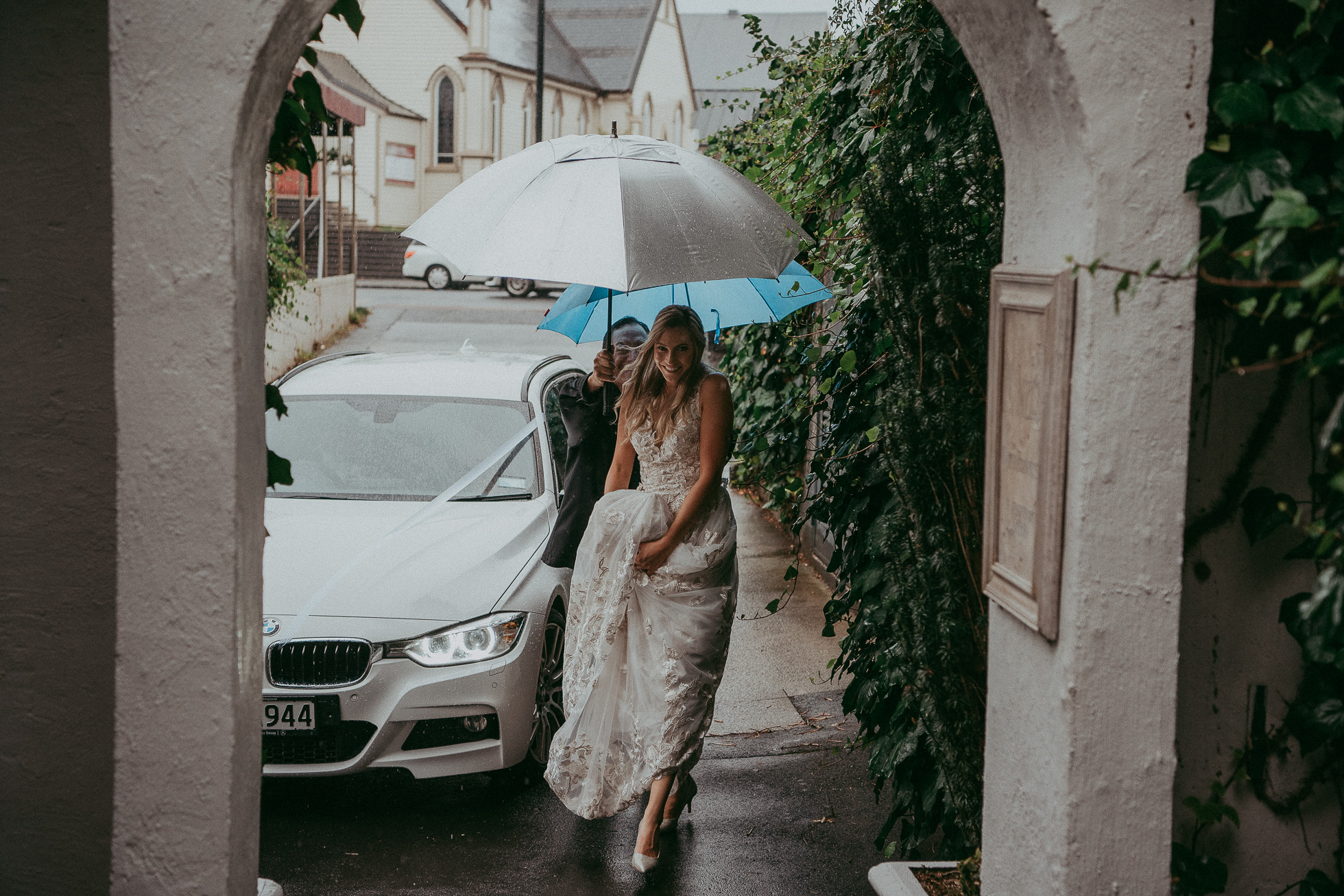 Rainy day wedding in Mantells {weddings photography in Auckland}