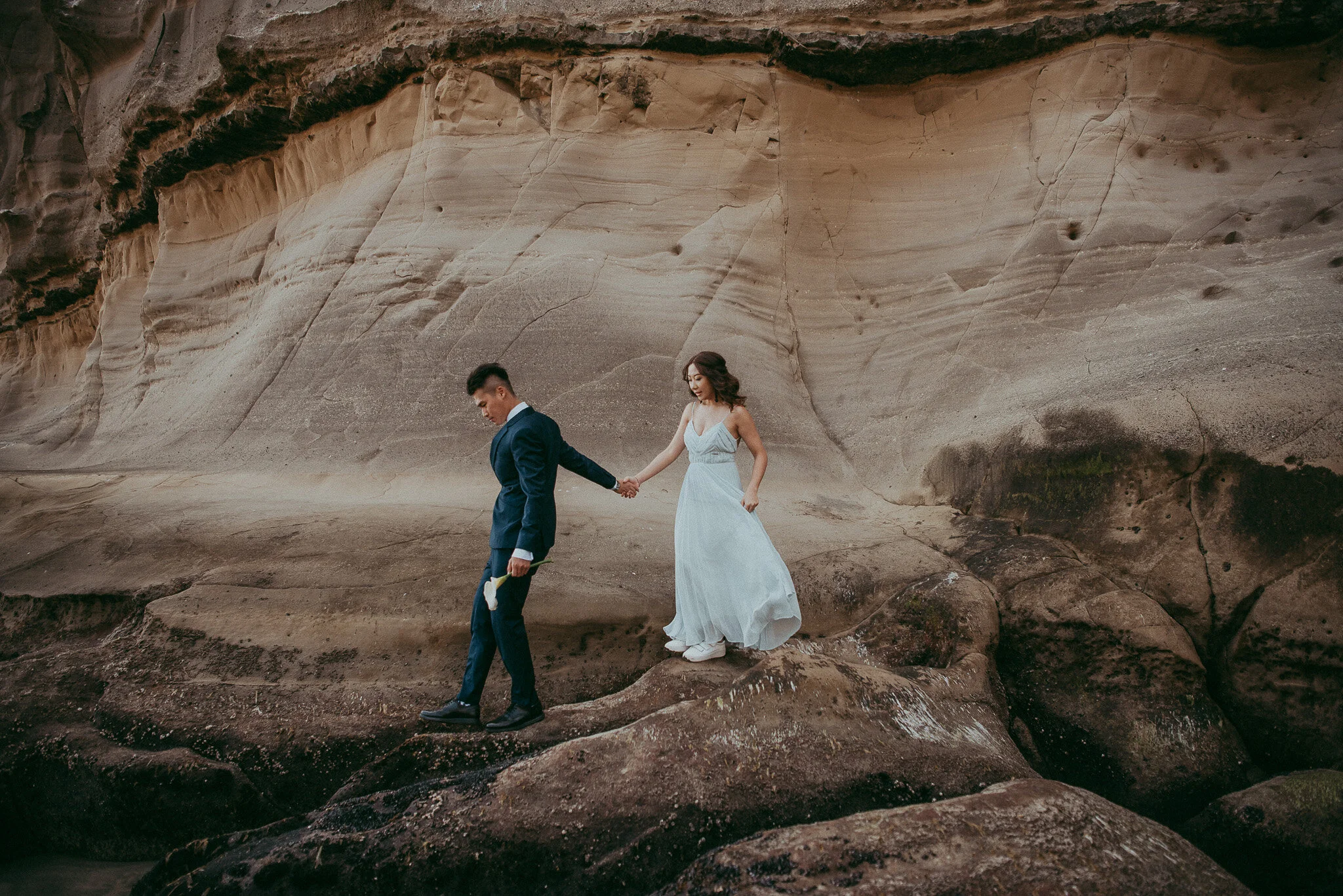 Karekare - Piha - Muriwai beach - West Auckland pre-wedding photographers
