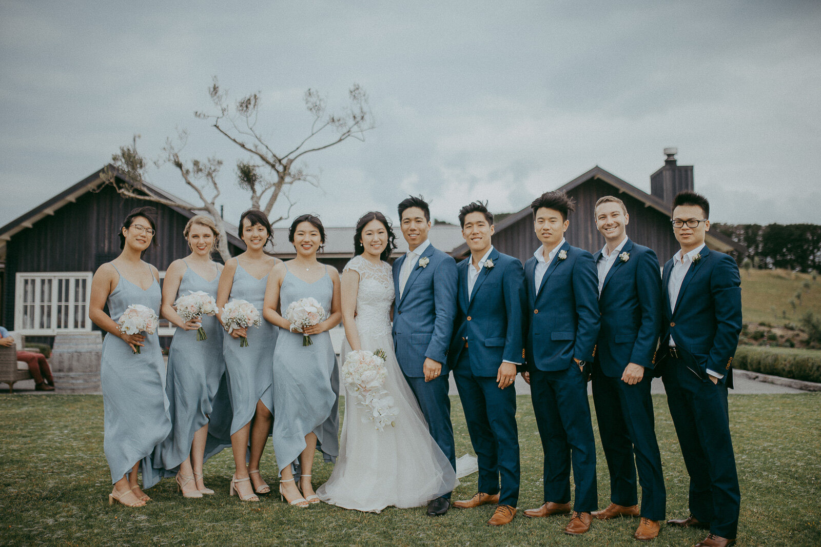 Mudbrick wedding - Waiheke Island {Auckland weddings photographers}