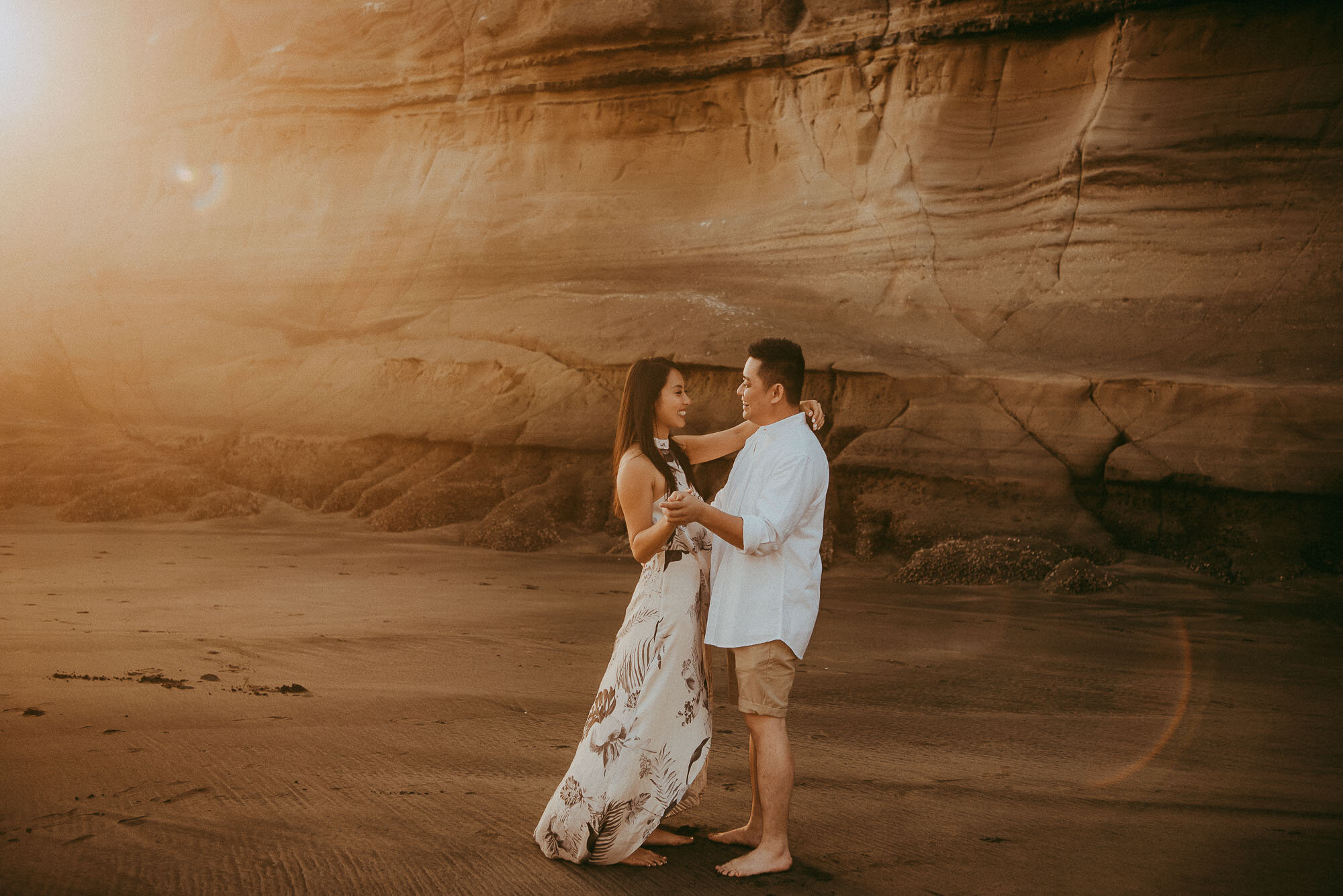 Beach engagement | pre-wedding session: Megan and Carlo {Auckland photographer}