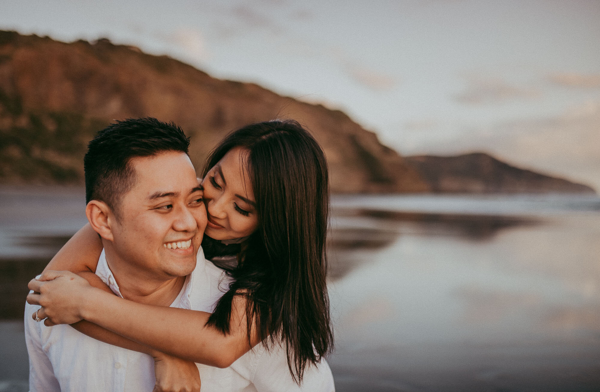 Beach engagement | pre-wedding session: Megan and Carlo {Auckland photographer}