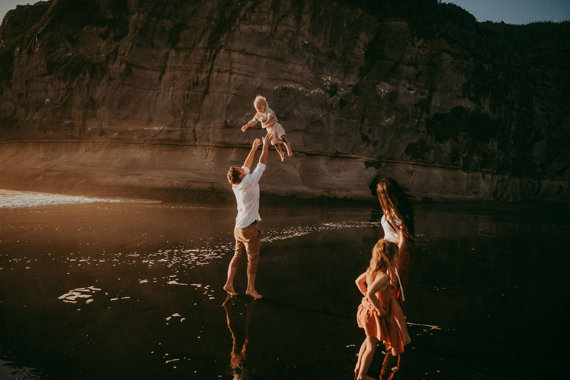 Family beach session {Auckland kids-newborn photographer}