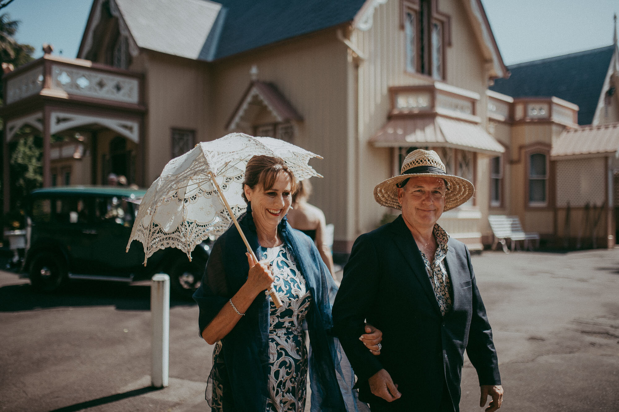 Highwic House: Harriet &amp; James {Auckland wedding photography}