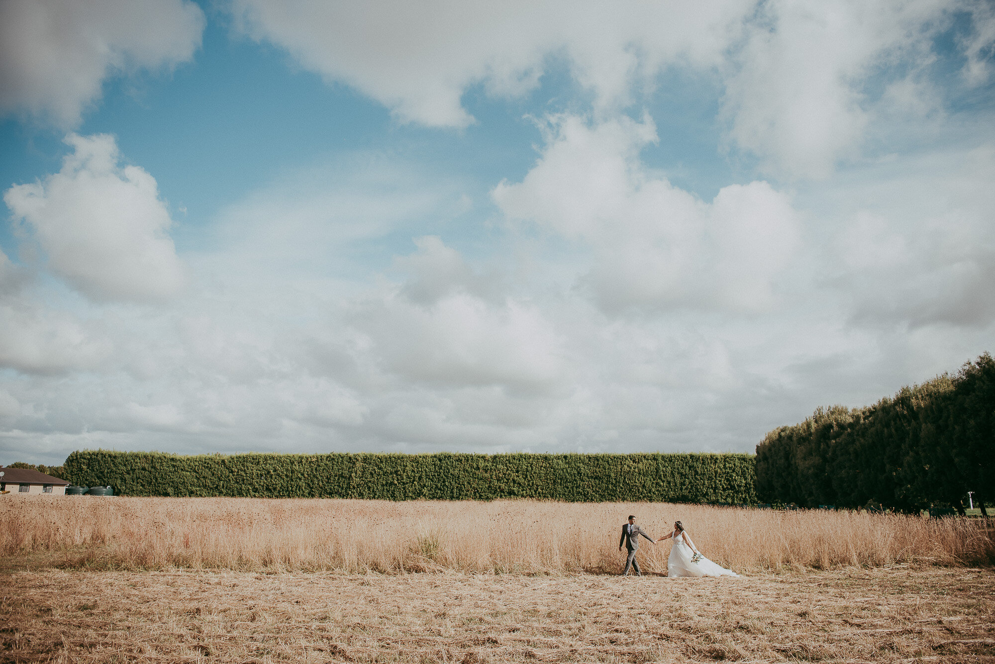 Markovina Vineyard Estate: Ria &amp; Jeremy {West Auckland wedding photographer}