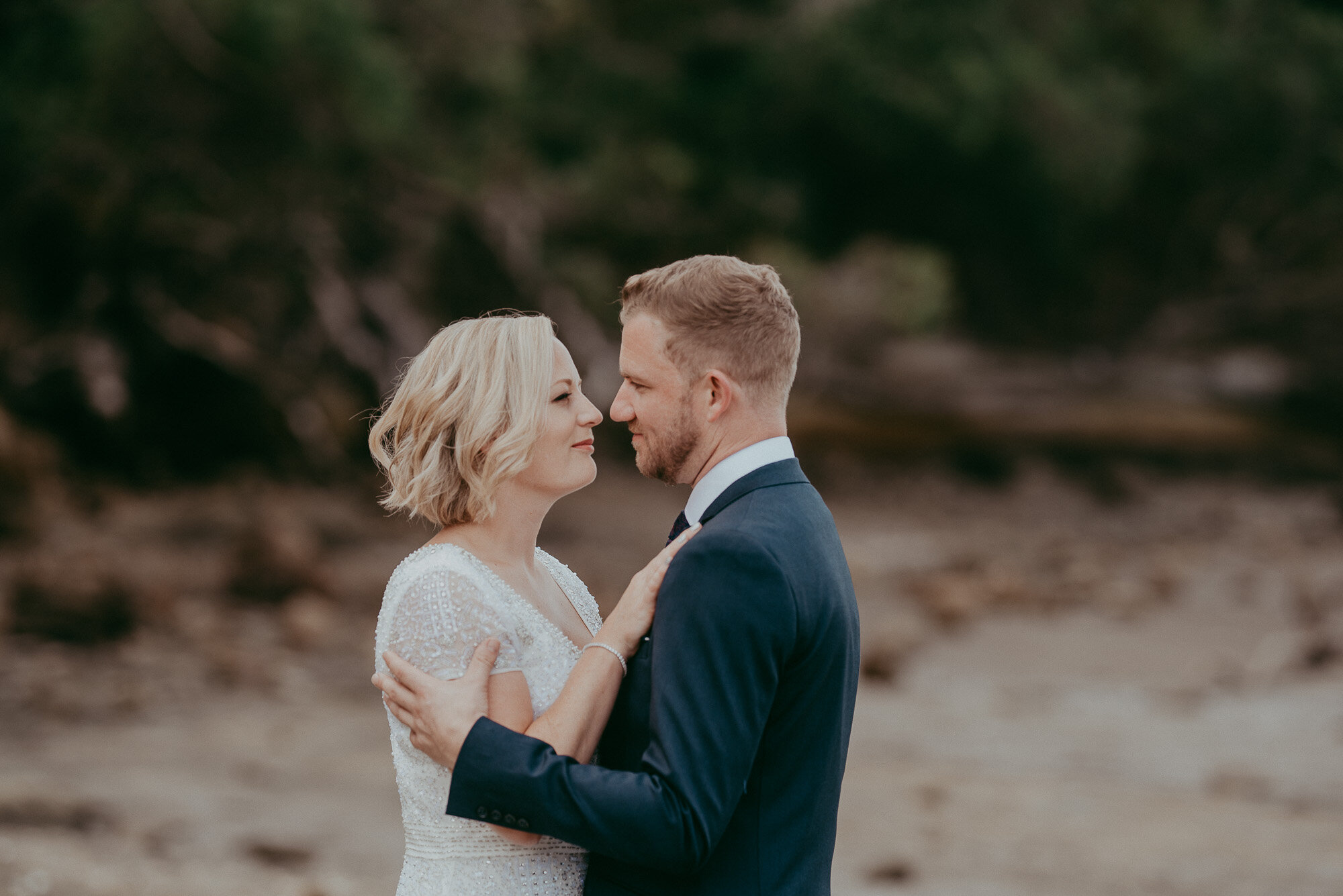 French Bay wedding - Diane &amp; Craig with kids {Auckland weddings photographers}