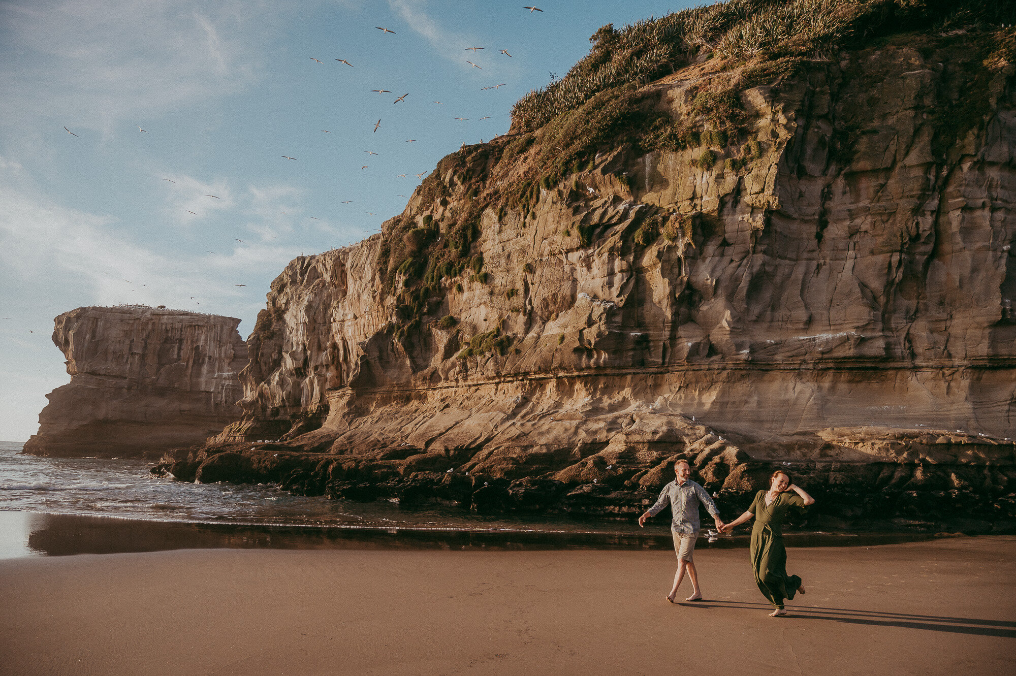 Couples photo shoot on Muriwai Beach {West Auckland wedding photographers}