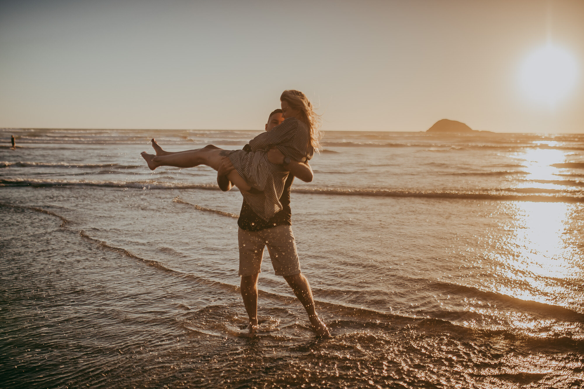 Auckland pre-wedding photo shoot - Kendall and Paul