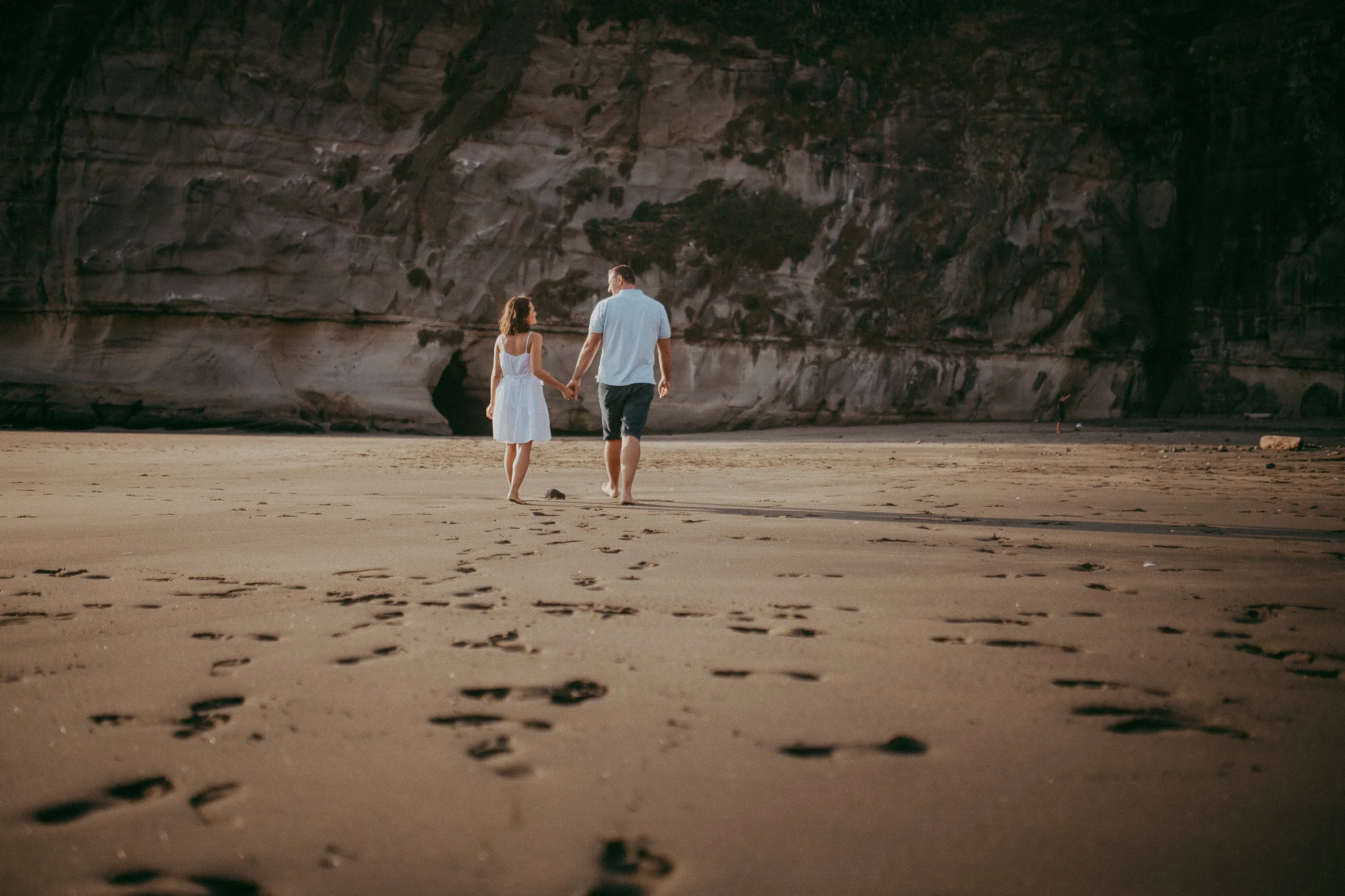 couple-by-Levien-1.jpg