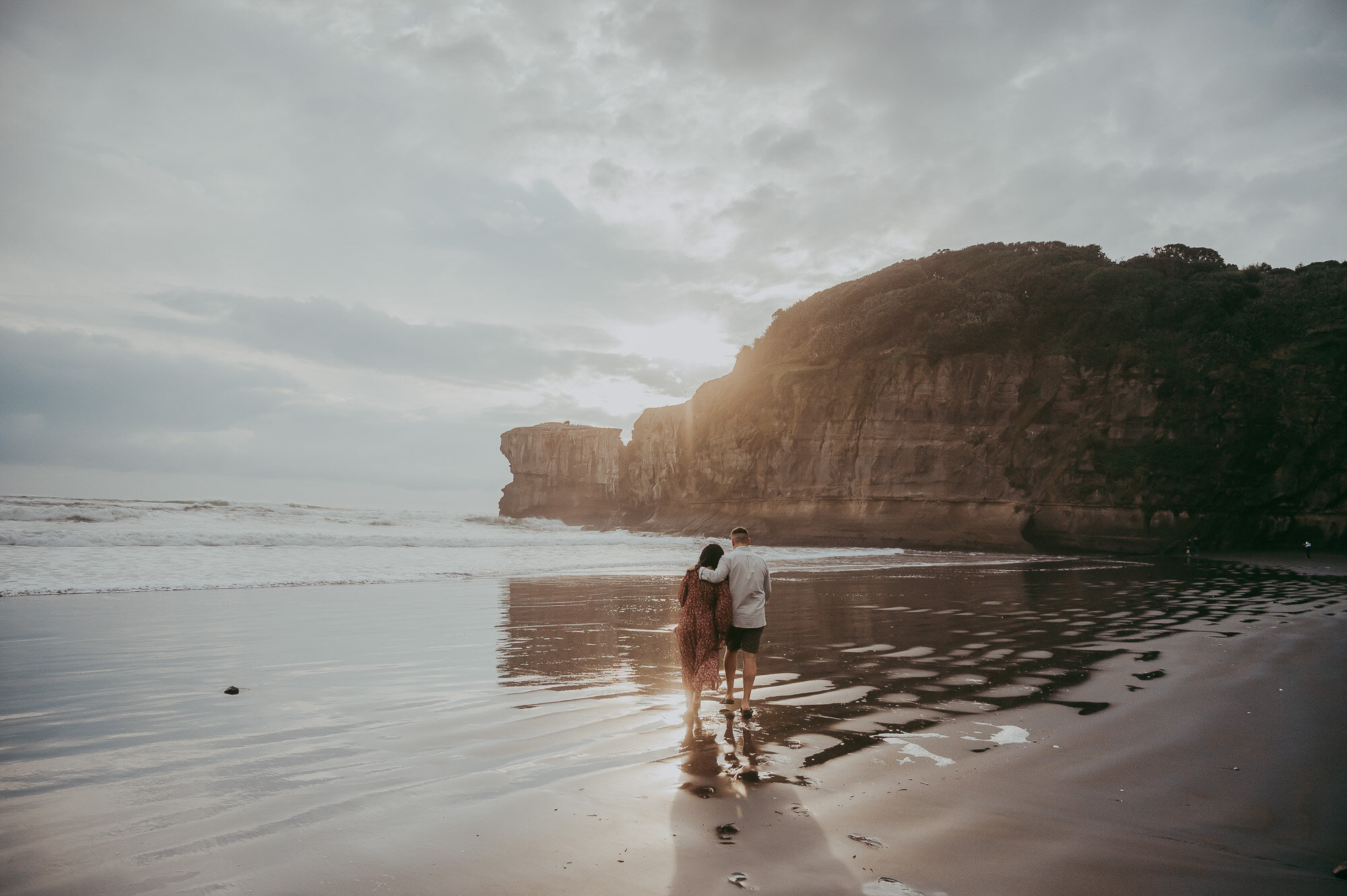 Engagement photo shoot on the beach {West Auckland wedding - family photographer}