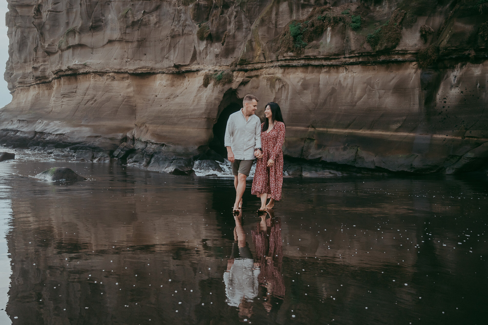 Engagement photo shoot on the beach {West Auckland wedding - family photographer}