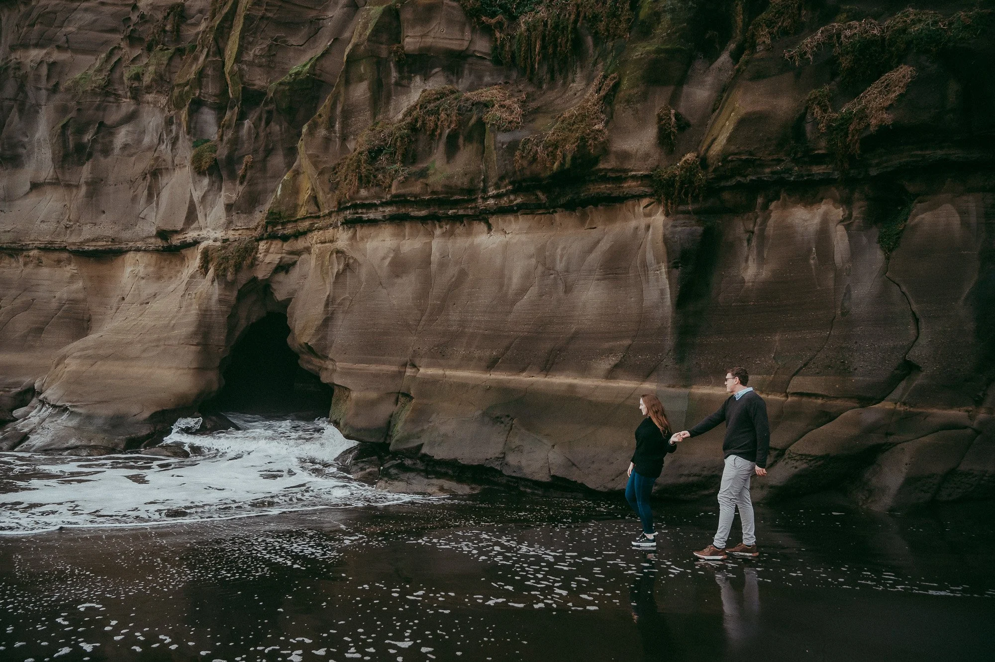 Winter engagement session at the beach {Auckland - New Zealand photographer}