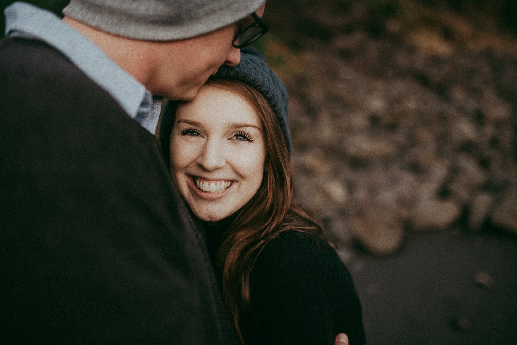 Winter engagement session at Muriwai beach {West Auckland - New Zealand photographers}