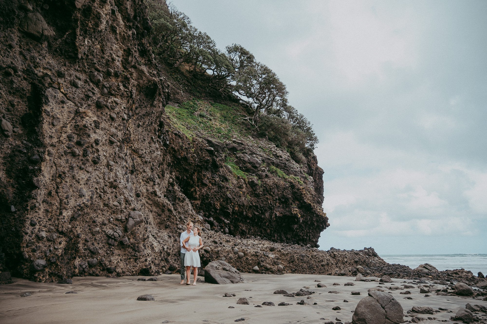 New Zealand elopement on Piha Beach: Anna and Devin {Auckland wedding - family photographer}