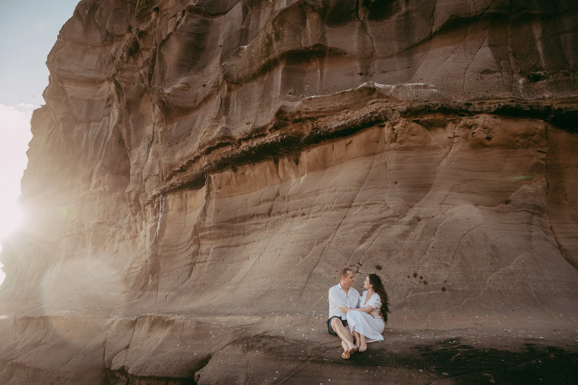 Engagement photo shoot on Muriwai Beach (Auckland wedding photographers)