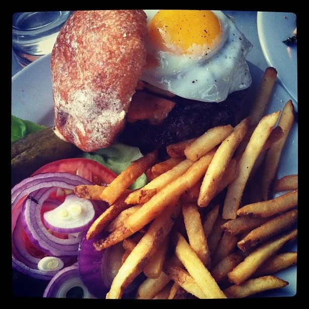 Five leaves burger