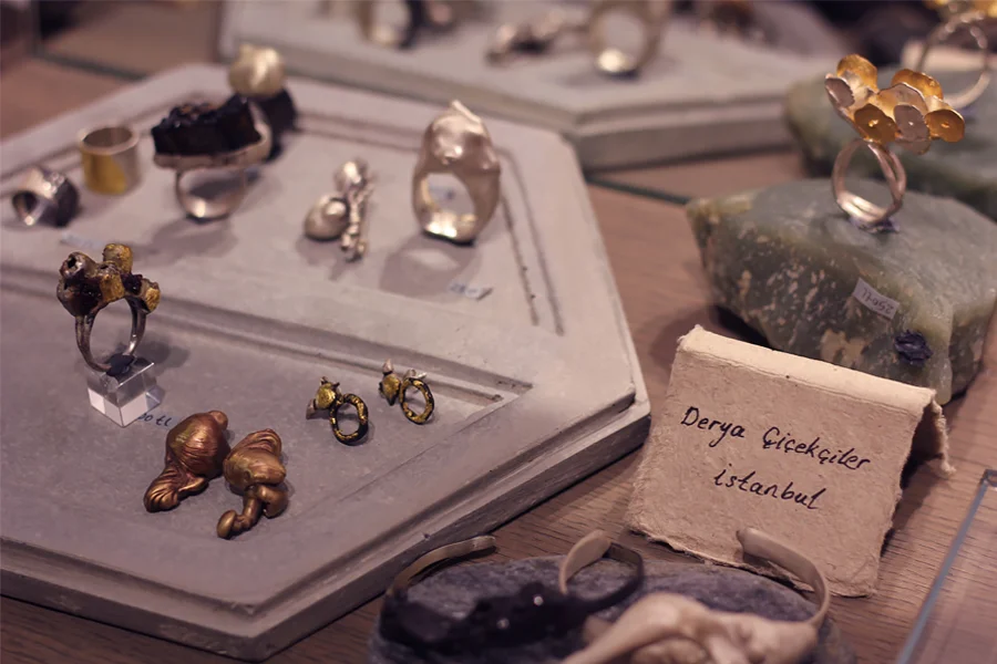 Istanbul Finds: aphorm
